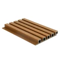 NewTechWood composiet co-extrusie wand bekleding castellation 25 profiel. 2.5x19.6x290 cm Red Cedar