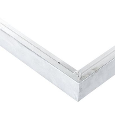 Aluminium daktrimset recht t.b.v. plat dak, maximale dakmaat 605x450 cm