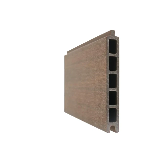 Newtechwood co-extrusie composiet schermplank, 2,1x15x180 cm, teak.