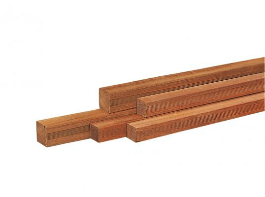 Azobe Hardhouten paal geschaafd met V-groef, gepunt 8.5x8.5x300 cm